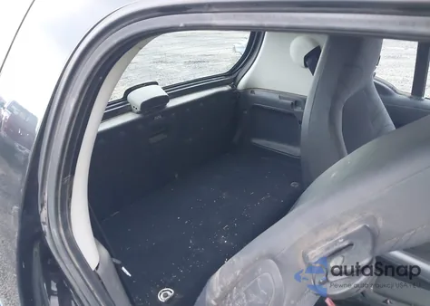 2012 Smart Fortwo Passion/Pure из США, поврежденный, VIN WMEEJ3BA1CK524147